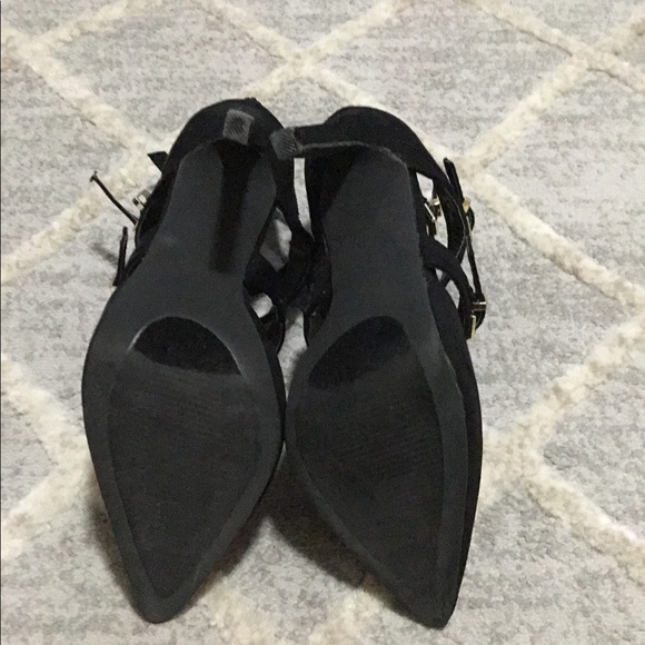 Pumps - Picture 4 of 4